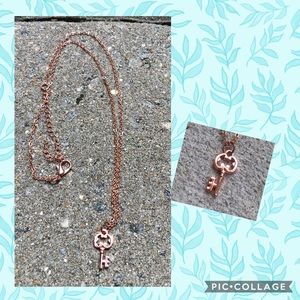 𖣔Nᴇᴄᴋʟᴀᴄᴇ𖣔